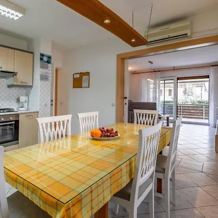Comfi Villa *